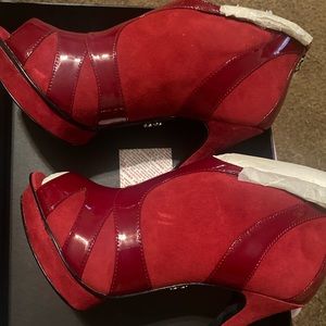 Rock & Republic Danica Ref Suede/Leather Bootie